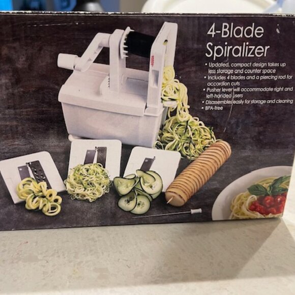 Paderno 4 blade spiralizer - Picture 1 of 3